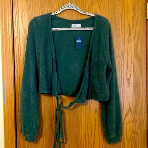 Hollister size large cropped sweater